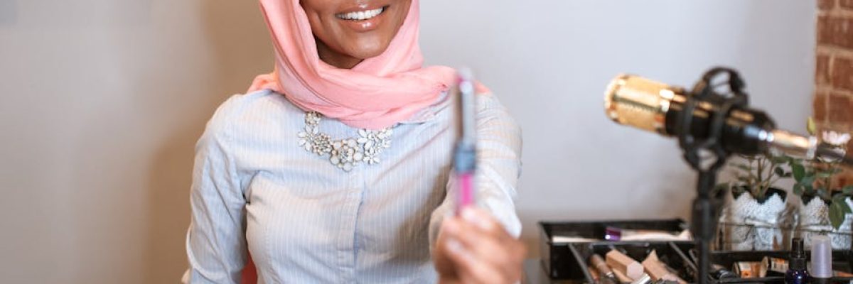 lucyadvertising-com_c